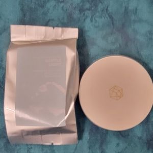 EM Cosmetics Cushion Foundation